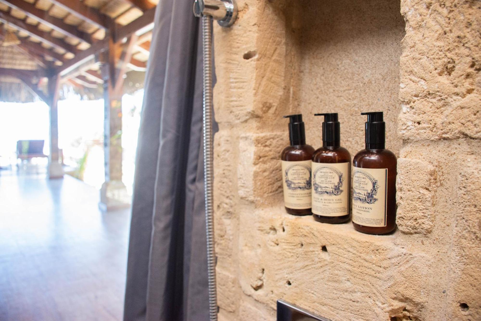 이파티 Demeure De La Compagnie Generale Des Huiles Precieuses B&B 객실 사진