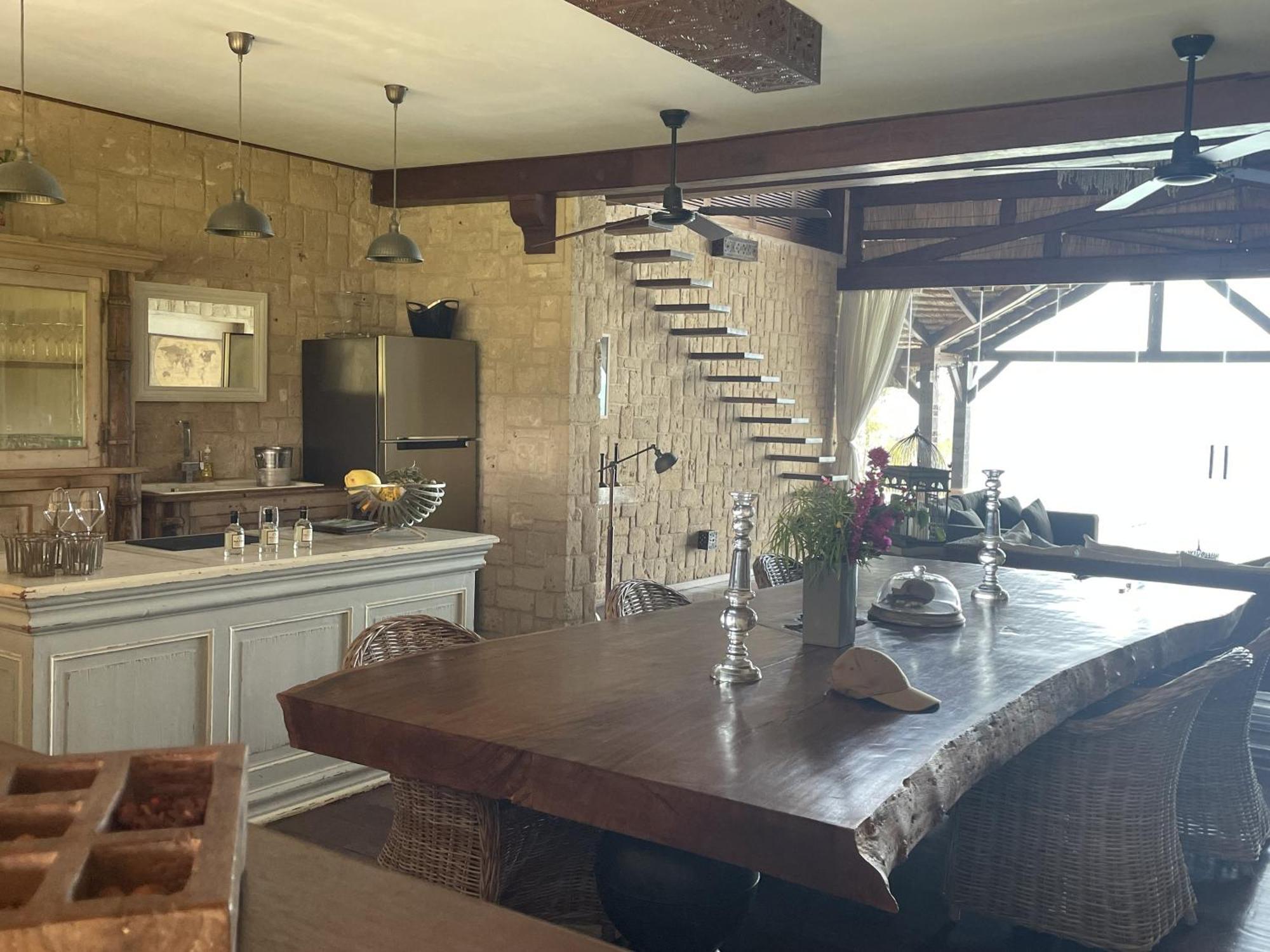 이파티 Demeure De La Compagnie Generale Des Huiles Precieuses B&B 외부 사진
