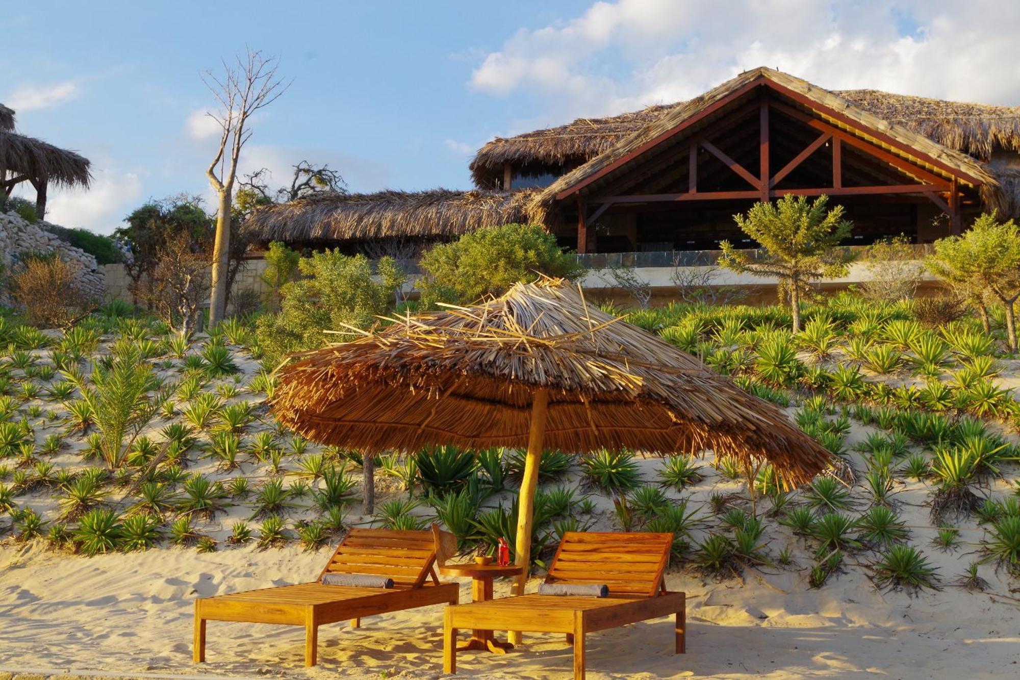 이파티 Demeure De La Compagnie Generale Des Huiles Precieuses B&B 외부 사진