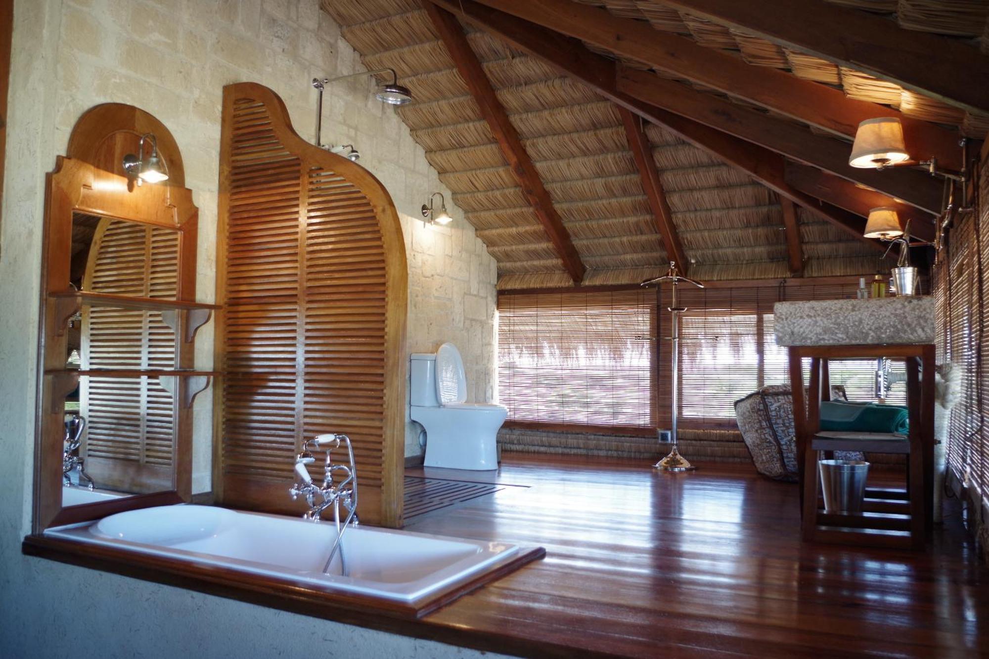 이파티 Demeure De La Compagnie Generale Des Huiles Precieuses B&B 객실 사진