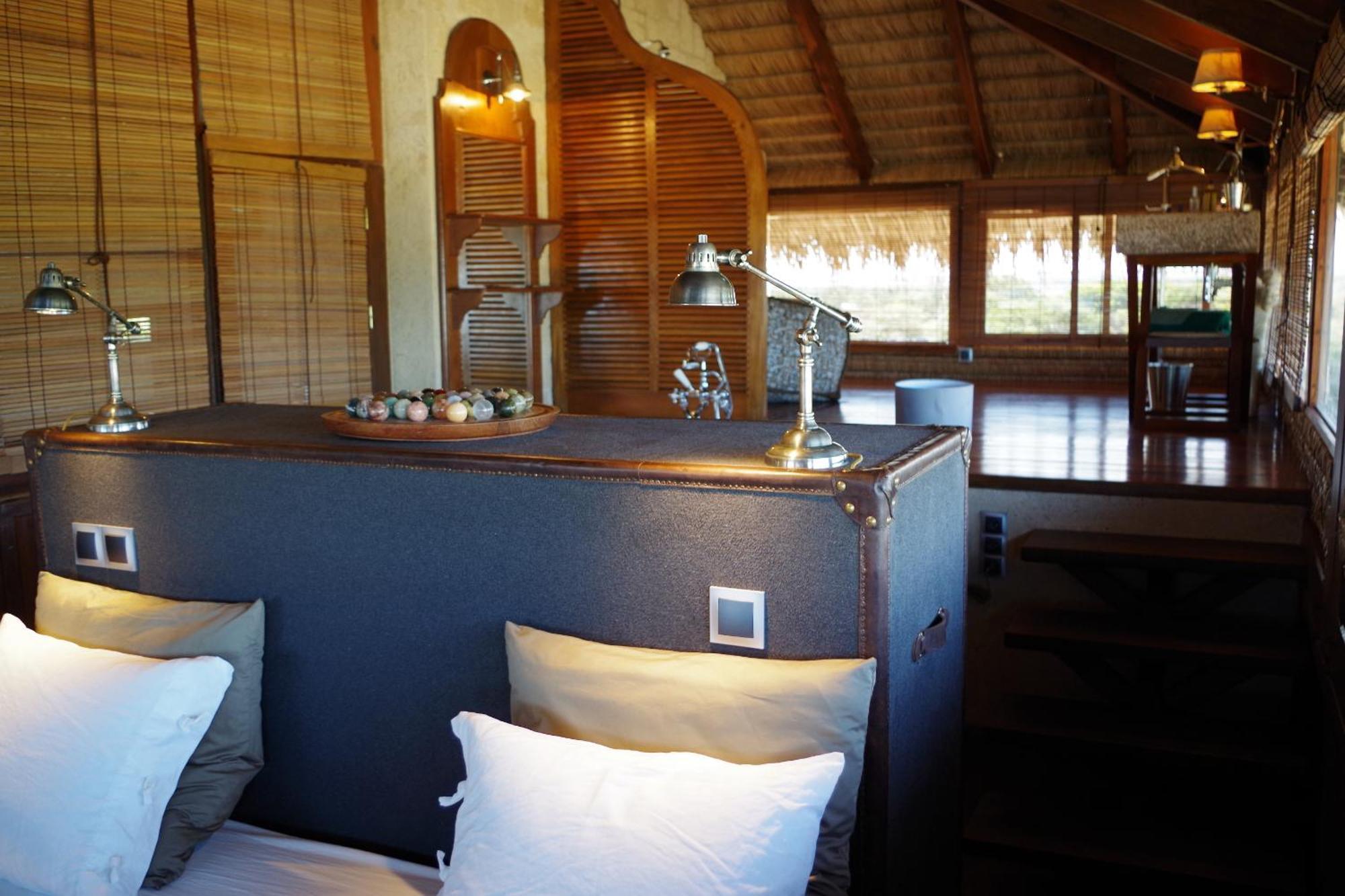 이파티 Demeure De La Compagnie Generale Des Huiles Precieuses B&B 외부 사진